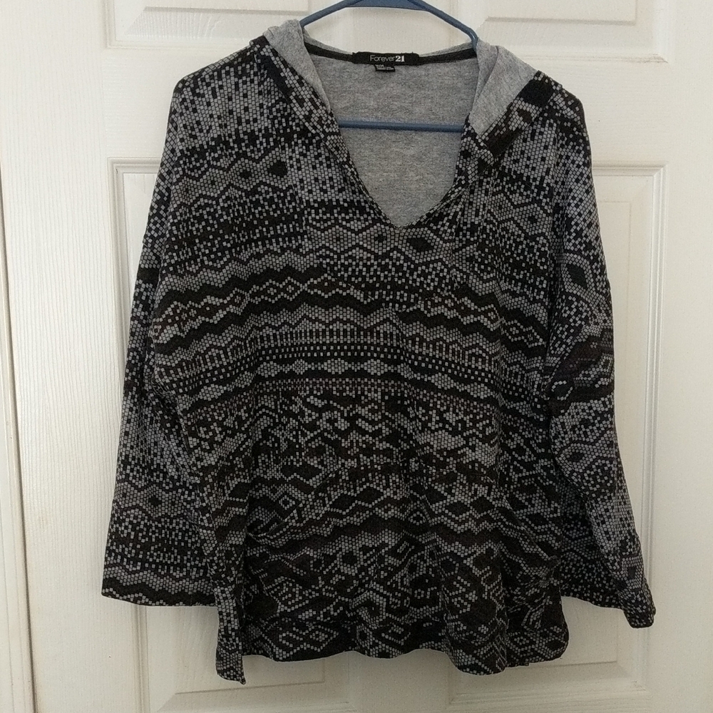 Forever 21 Black and Gray Geometric Hoodie